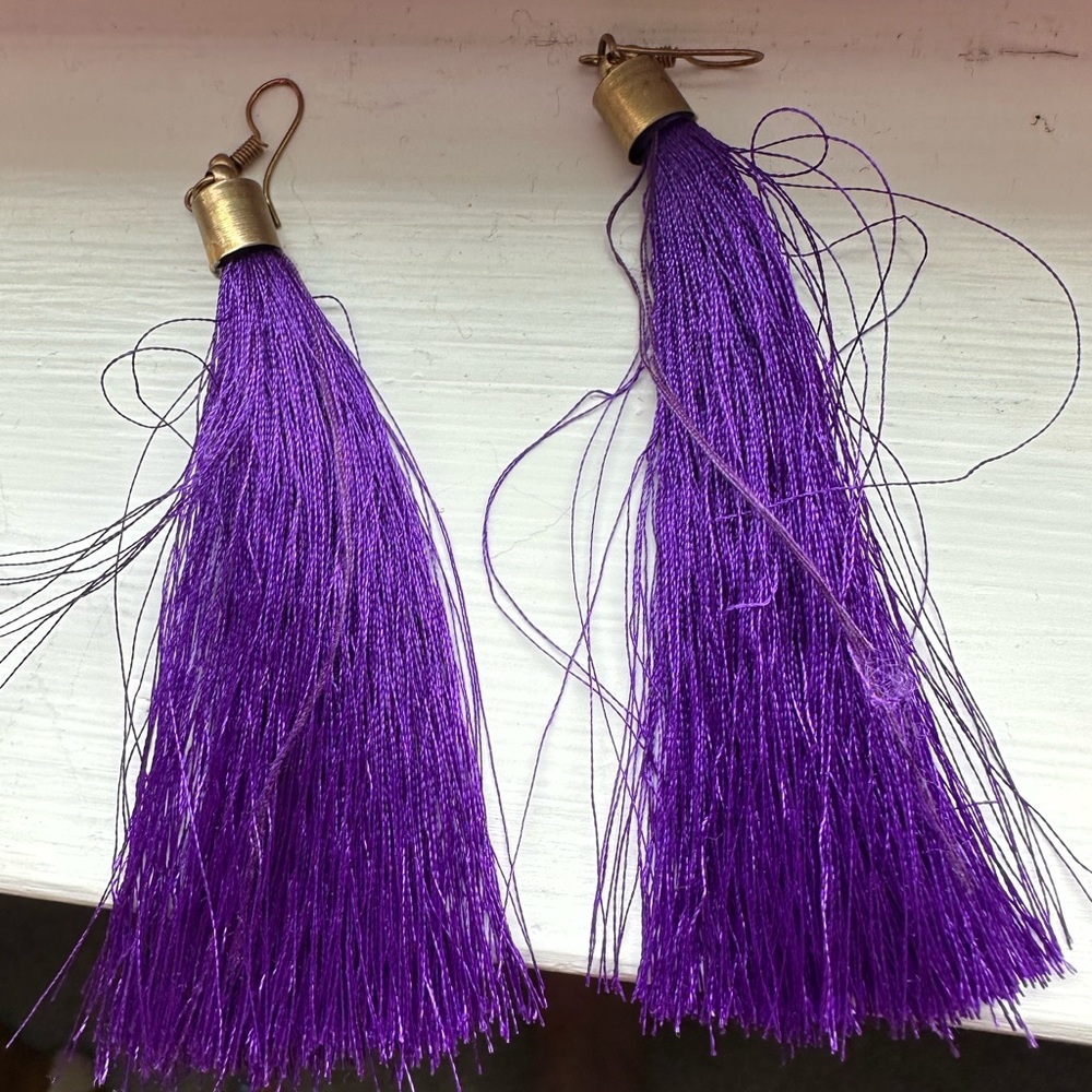 Theee pair of feather earrings